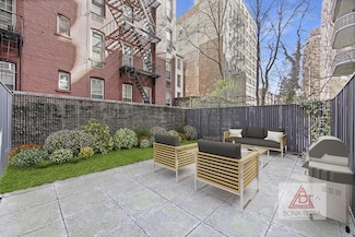 309 E 49th St Unit 1-B, New York, NY 10017