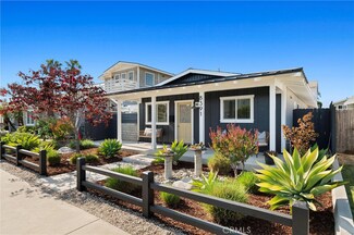 8391 Doncaster Dr, Huntington Beach, CA 92646