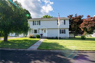 119 Pollett St, Cumberland, RI 02864