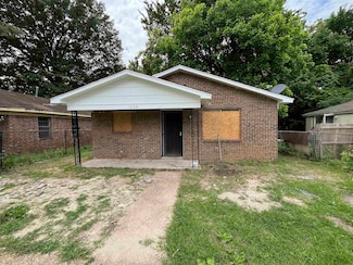 1529 Pope St, Memphis, TN 38108