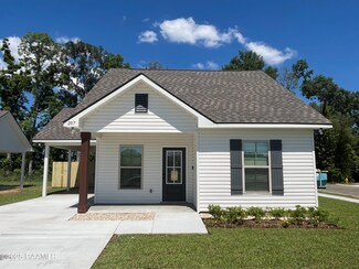 207 Rosenstiel Ct, Lafayette, LA 70507