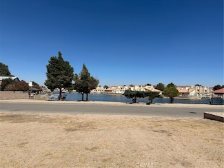27250 Outrigger Ln, Helendale, CA 92342