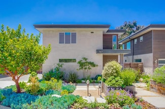 747 S Cedros Ave, Solana Beach, CA 92075