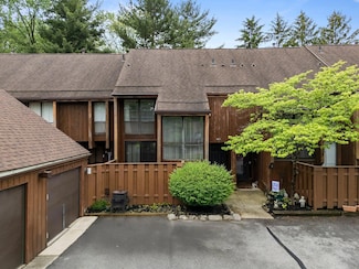 5031 Chuckleberry Ln Unit 3, Westerville, OH 43081