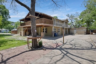 1919 Muncie Ave, Dallas, TX 75212