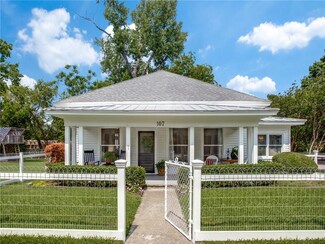 107 N Bradley St, McKinney, TX 75069