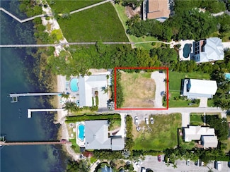 5157 NE Shore Village Terrace, Stuart, FL 34996