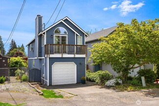 6727 NE Fern St, Suquamish, WA 98392