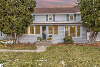 313 E Hillcrest St, Alma, MI 48801