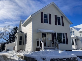 215 Lincoln Ave, Sheboygan, WI 53081