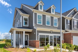 5943 Hawkweed Dr Unit 8402, Naperville, IL 60564