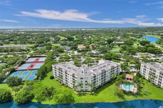3500 Oaks Clubhouse Dr Unit 501, Pompano Beach, FL 33069