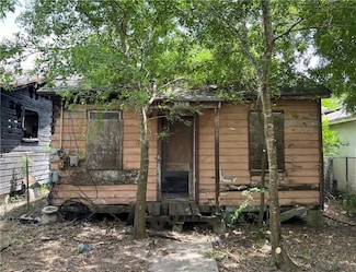 606 Nebraska St, Robstown, TX 78380