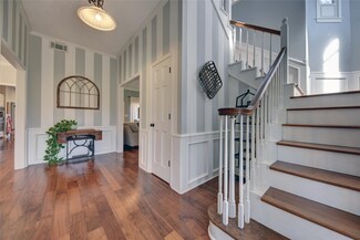 5430 Hillside Ln, Brenham, TX 77833