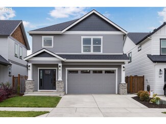 1557 Sand Trap Ln, Eugene, OR 97408