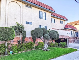 13535 Yukon Ave Unit 17, Hawthorne, CA 90250