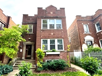 6724 N Campbell Ave Unit 2, Chicago, IL 60645
