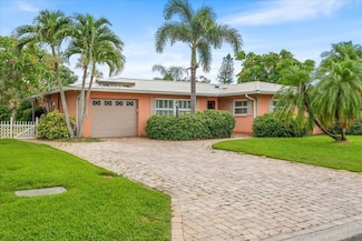 13789 Montego Dr, Seminole, FL 33776