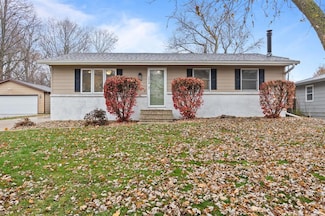 108 12th Ave SW, Altoona, IA 50009