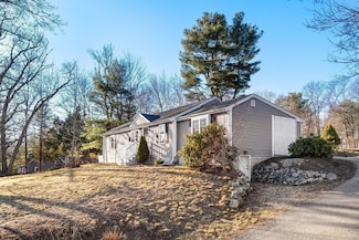 100 Summer St, Abington, MA 02351
