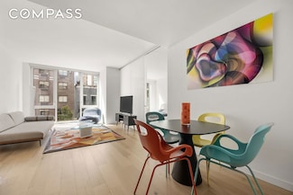 540 W 49th St Unit 506S, New York, NY 10019