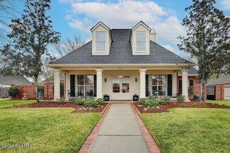 207 Remington Dr, Lafayette, LA 70503