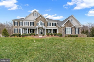 5220 Bonnie Brae Farm Dr, Haymarket, VA 20169