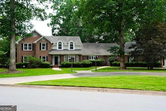1101 Forrest Hills Dr, Bogart, GA 30622
