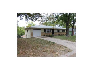 1417 N 64th Dr, Kansas City, KS 66102
