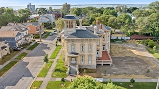 403 E Adams St, Sandusky, OH 44870