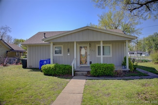 239 W Knoxville St, Broken Arrow, OK 74012