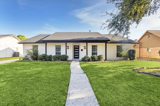 6034 Autumn Forest Dr, Houston, TX 77092