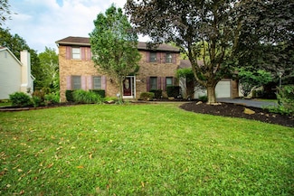 204 S Fork Cir, Pataskala, OH 43062