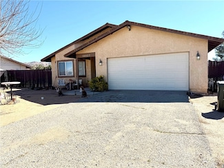 16607 Central Rd, Apple Valley, CA 92307