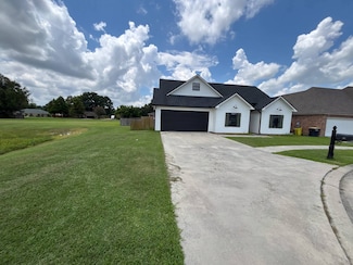 101 Safe Haven Dr, Carencro, LA 70520