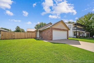 2006 S Muskogee Place, Claremore, OK 74019