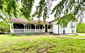 16372 S 1338 Rd, Nevada, MO 64772