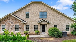 3615 Sainsbury Ln, Greensboro, NC 27409