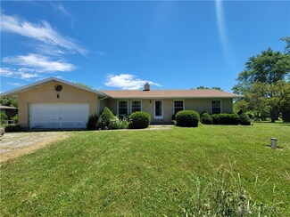 4574 Addison New Carlisle Rd, New Carlisle, OH 45344