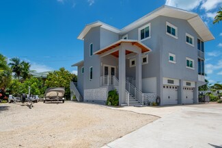 105 Pirates Cove Dr, Marathon, FL 33050