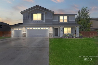 640 SW Nugget St, Mountain Home, ID 83647