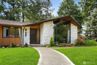 1473 NW Montwood Ln, Bremerton, WA 98312