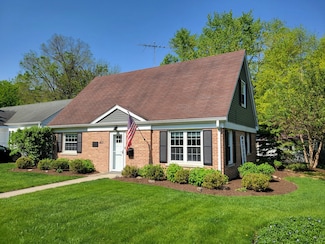 401 S 4th Ave, Libertyville, IL 60048