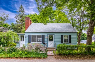 19 Cole St, Kittery, ME 03904