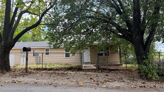 1127 W Mcalester Ave, Sulphur, OK 73086