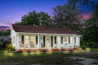4961 Highway 221 S, Laurens, SC 29360