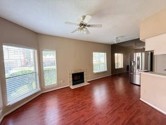 8320 Wild Rose St Unit 19-B, Houston, TX 77083