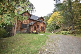 8 Prospect St, Woodstock, VT 05091