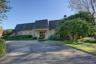 208 Country Club Dr, Lafayette, LA 70501