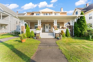 82 Main St, West Haven, CT 06516